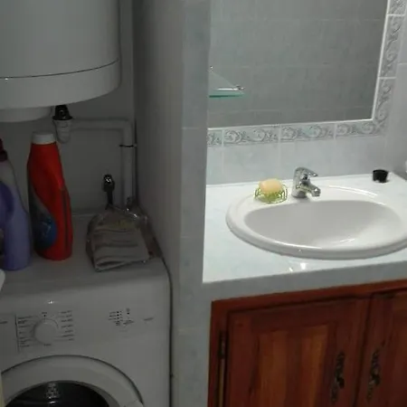 F2 Au Calme Avec Parking Gratuit Apartmán *